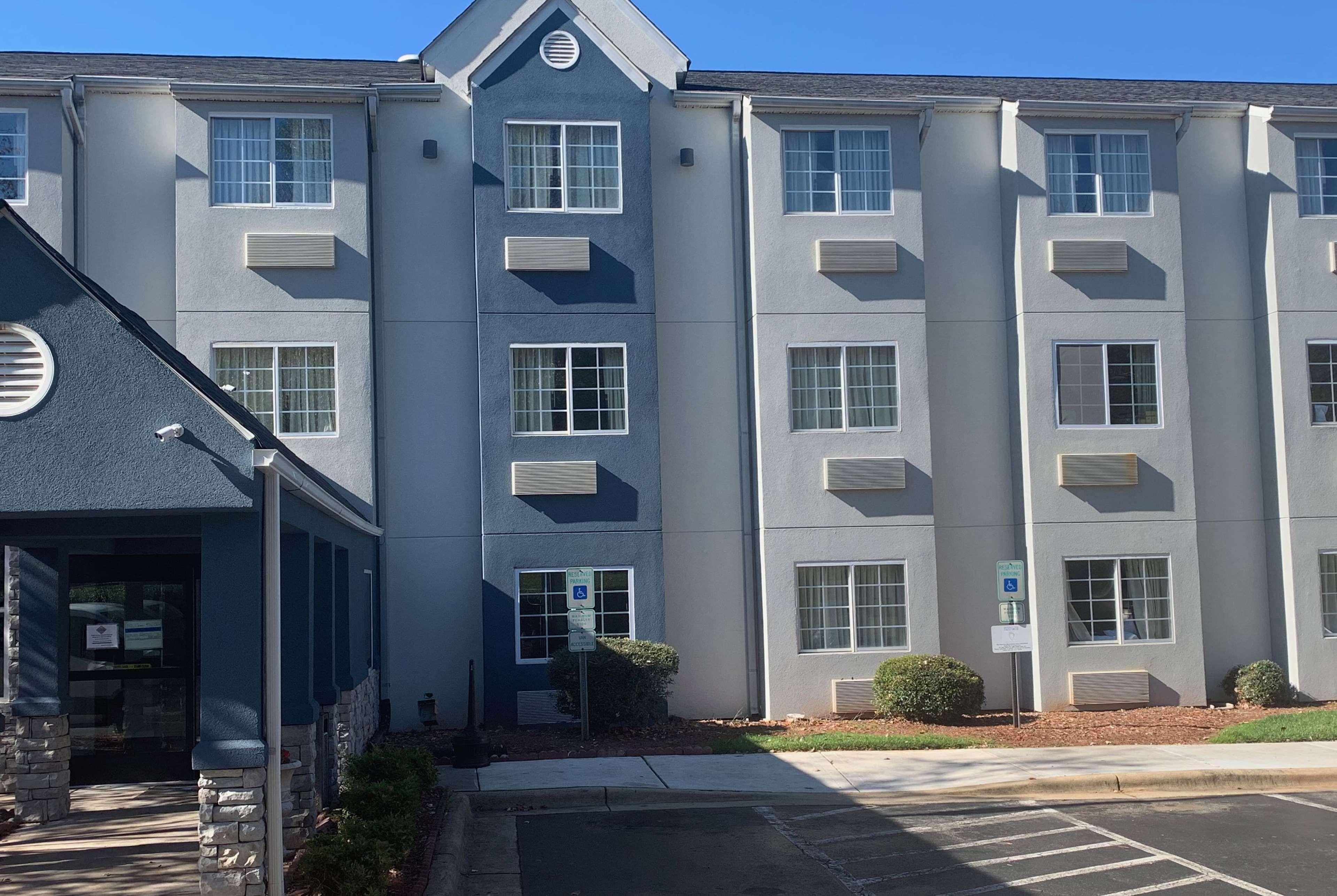 Microtel Inn By Wyndham Charlotte Airport Dış mekan fotoğraf